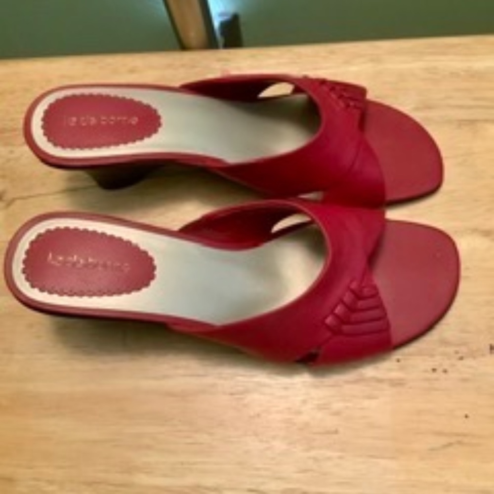 Womens shoes